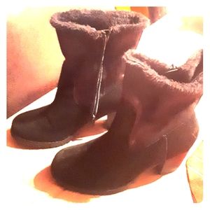 BareTraps winter boots